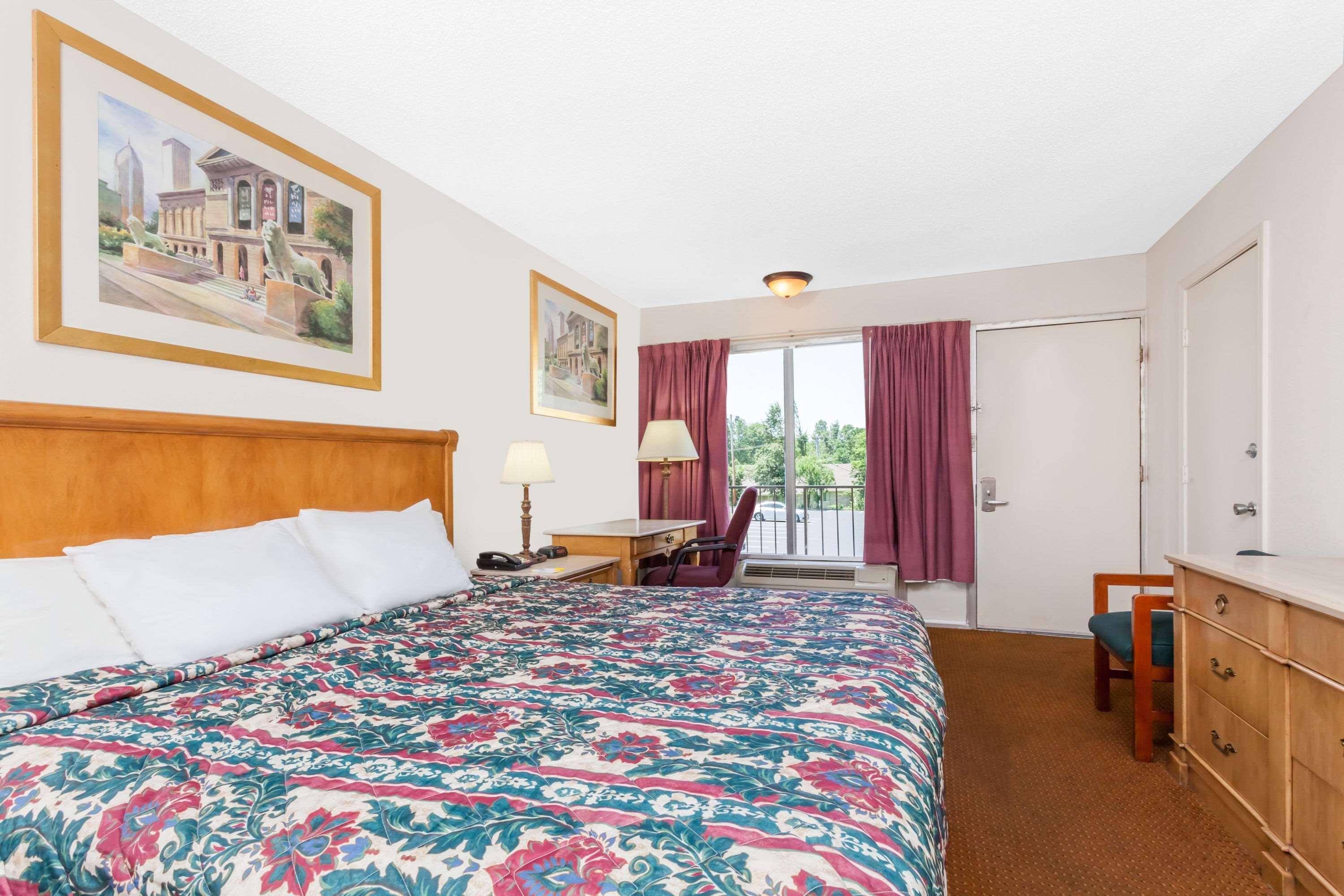 Rodeway Inn Оуэнсборо Экстерьер фото